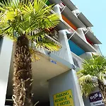 Ξενοδοχείο Cit'hotel L'oasis D'avignon
