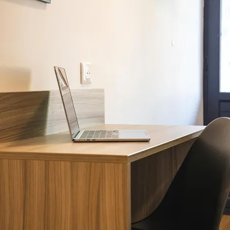 Cit'hotel L'oasis D'avignon 2* 阿维尼翁新城