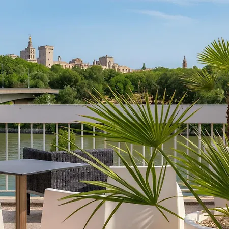 Cit'hotel L'oasis D'avignon 酒店