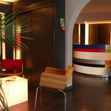 酒店 Cit'hotel L'oasis D'avignon 2*