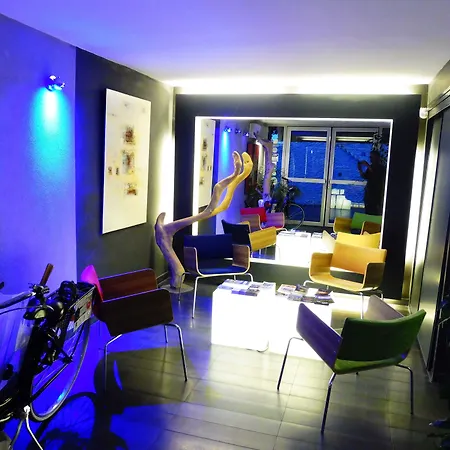 Cit'hotel L'oasis D'avignon 酒店 2*