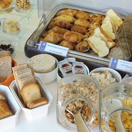 Cit'hotel L'oasis D'avignon 酒店