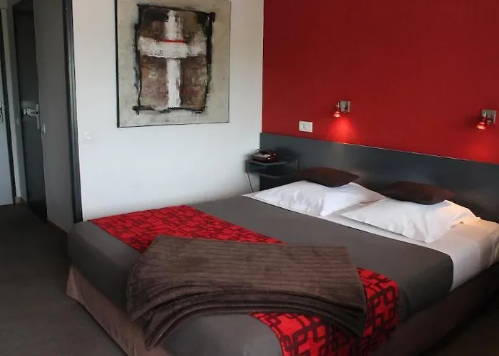 Szálloda Cit'hotel L'oasis D'avignon Villeneuve-lès-Avignon