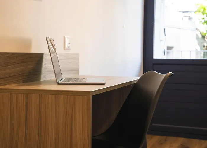 Szálloda Cit'hotel L'oasis D'avignon