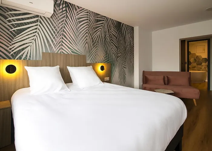 Cit'hotel L'oasis D'avignon Szálloda Villeneuve-lès-Avignon