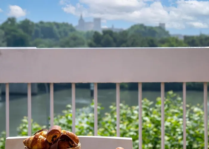 Cit'hotel L'oasis D'avignon 2* Villeneuve-lès-Avignon