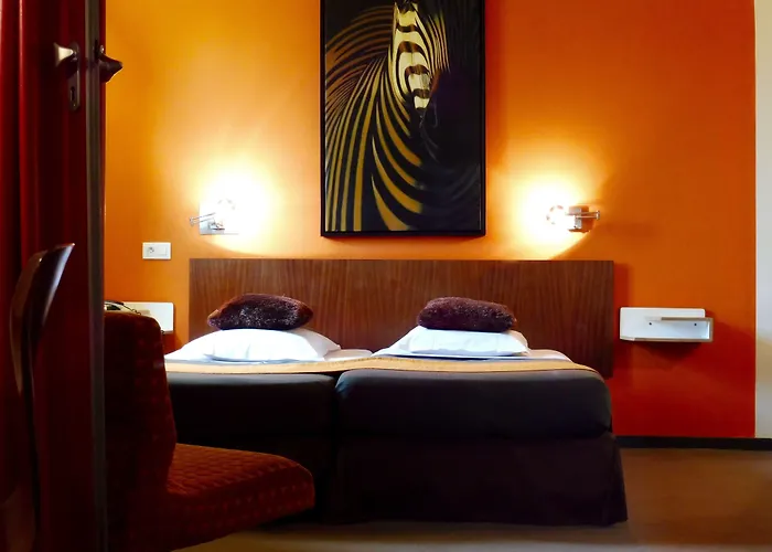 Szálloda Cit'hotel L'oasis D'avignon Villeneuve-lès-Avignon