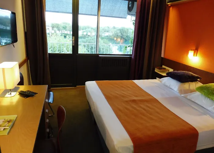 Cit'hotel L'oasis D'avignon