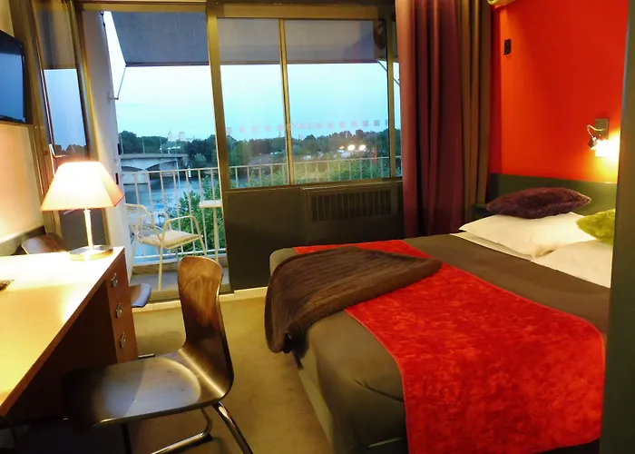 Cit'hotel L'oasis D'avignon Villeneuve-lès-Avignon