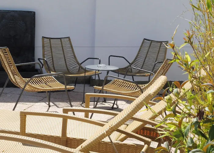 Szálloda Cit'hotel L'oasis D'avignon Villeneuve-lès-Avignon