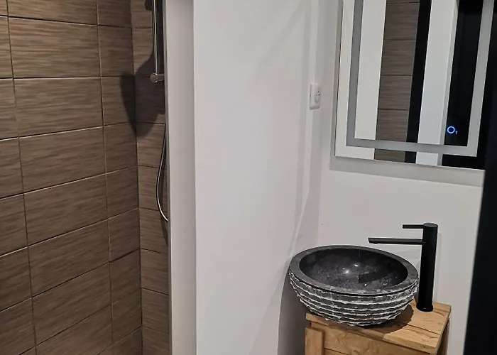 Szálloda Cit'hotel L'oasis D'avignon