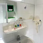Cit'hotel L'oasis D'avignon 2* Villeneuve-les-Avignon