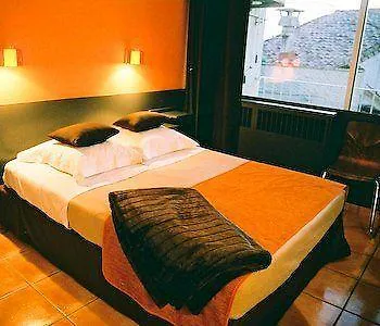 酒店 Cit'hotel L'oasis D'avignon